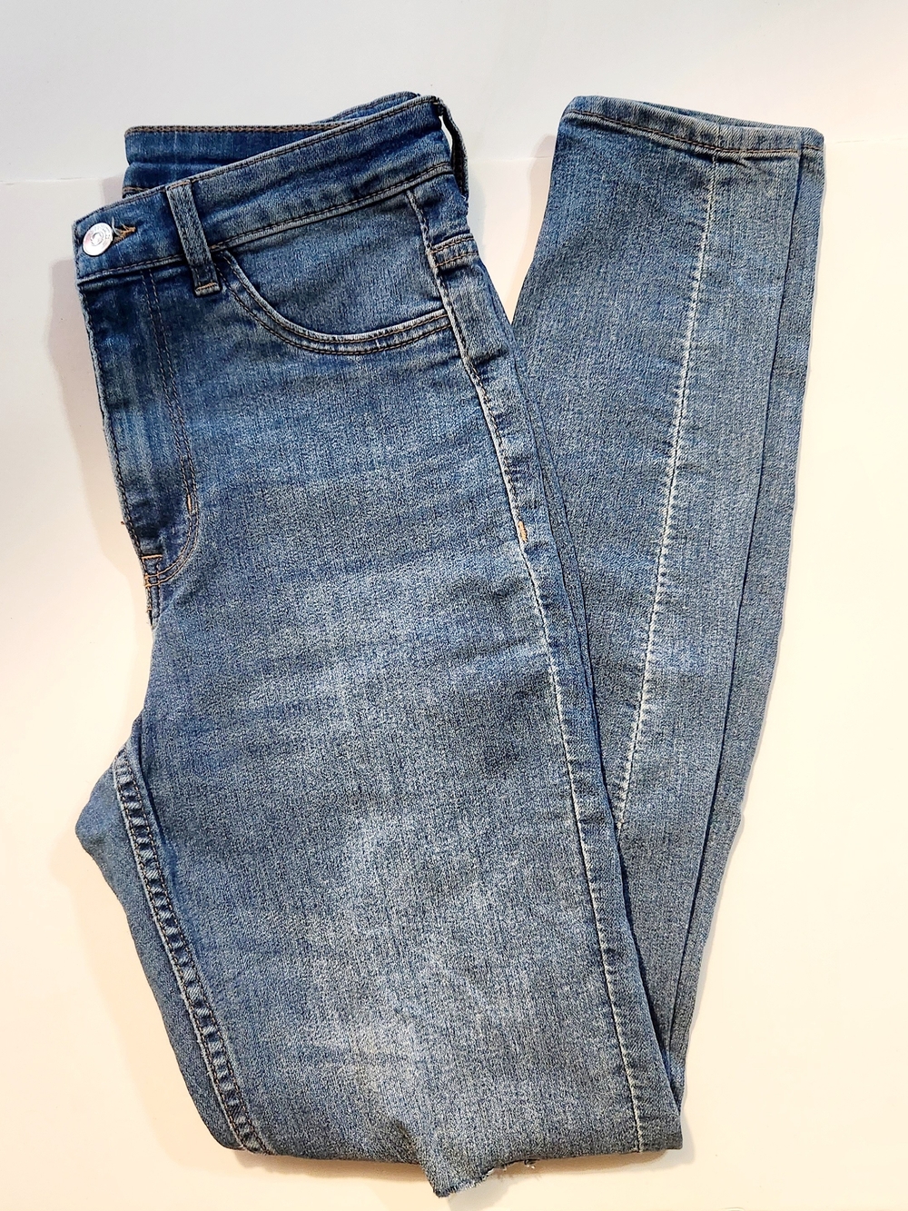 ❤️ H&M Divided Brand Women's Skinny Jeans in Light Blue Wash Size: 6
